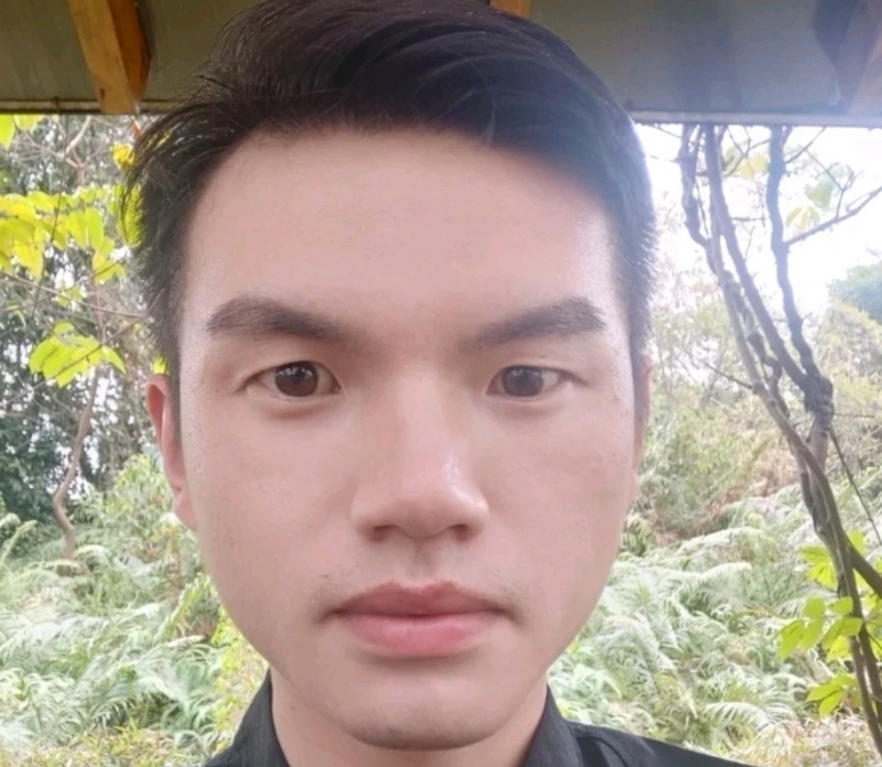 彬彬有礼的第二张照片--宜春王婆说媒